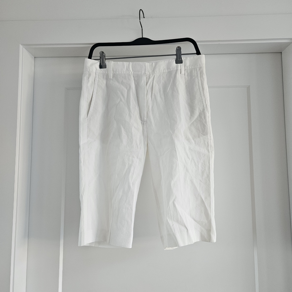 Babaton White Bermuda Shorts